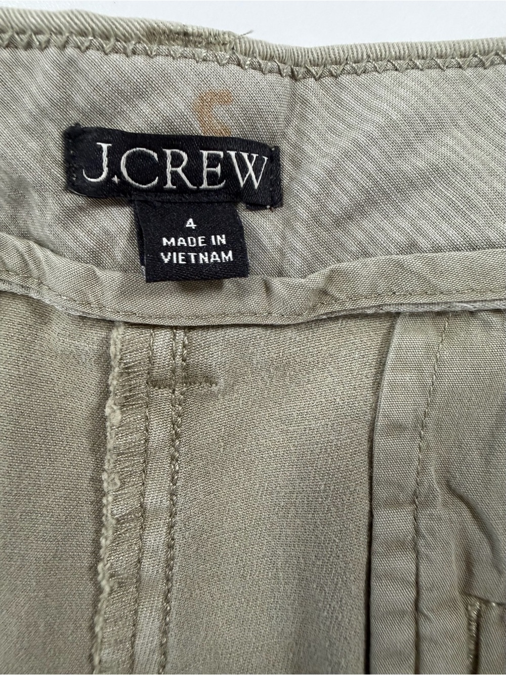 J.Crew Re-Imagined Olive Chino Shorts Size 4 Fair Trade X-92 - Picture 7 of 16
